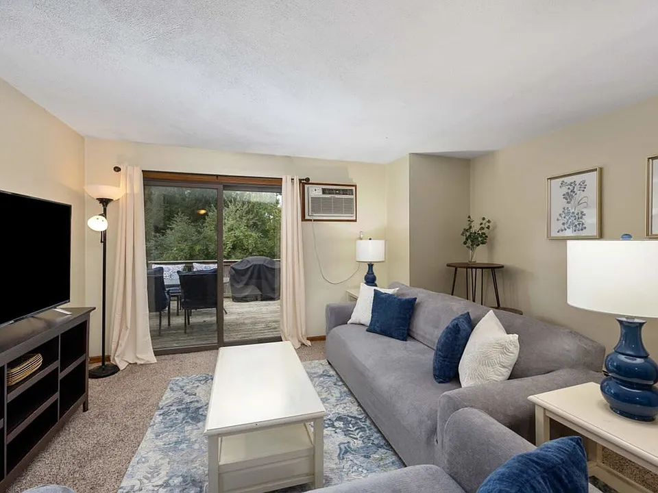 6542 Bella Vista Dr NE #ID1494638P