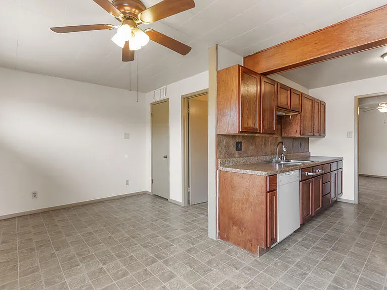5201 Cornell Ave — Photo 23
