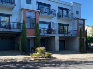 635 NW 24th Ave, Portland, OR 97210