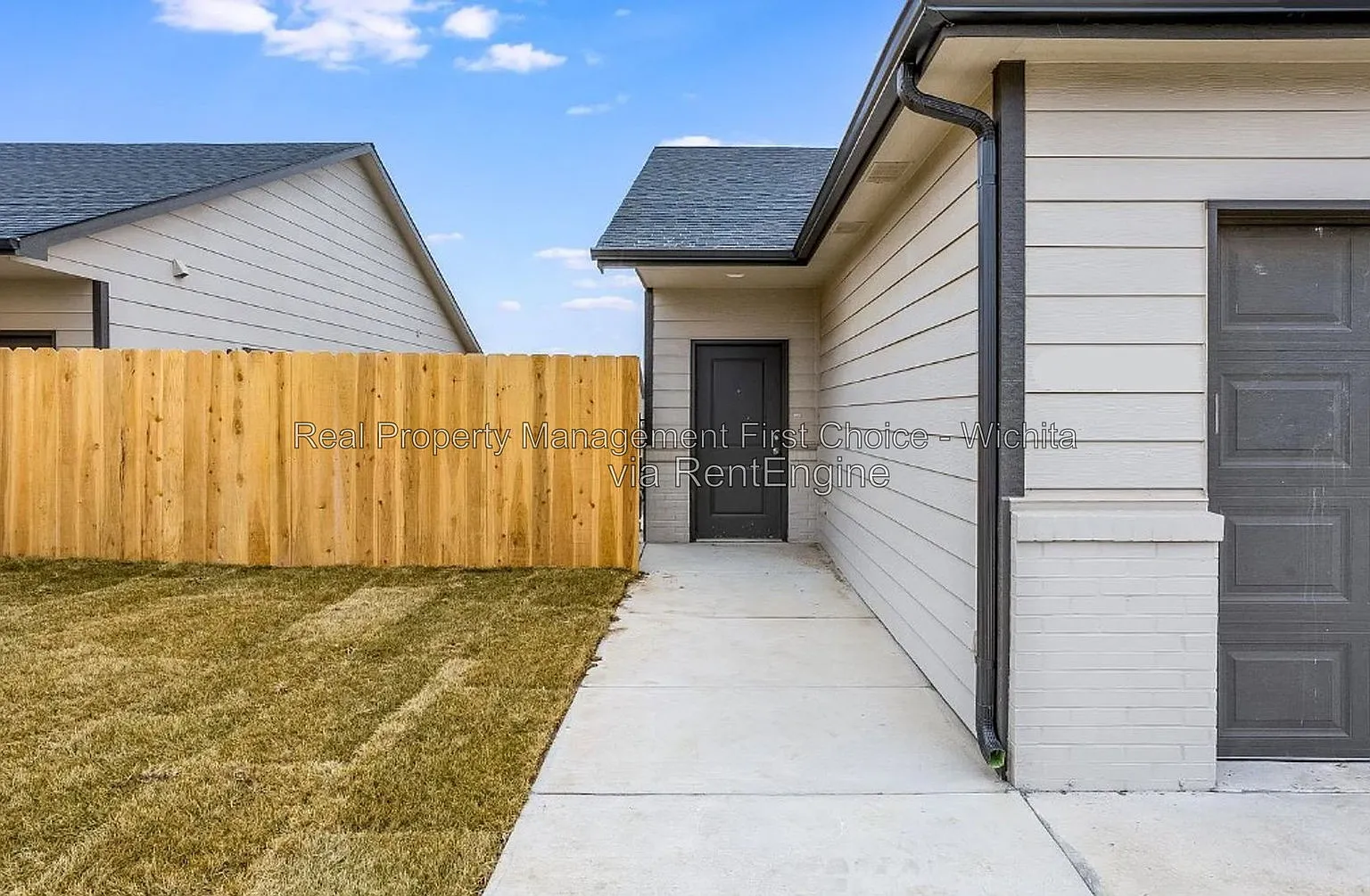 3 bed, 2.0 bath, 1200 sqft, $1,450 — Photo 1