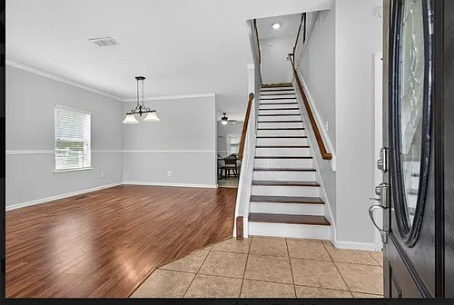 112 Kildrummy Ct Photo 1