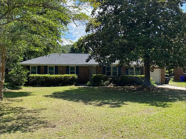 349 Hobcaw Dr, Mount Pleasant, SC 29464