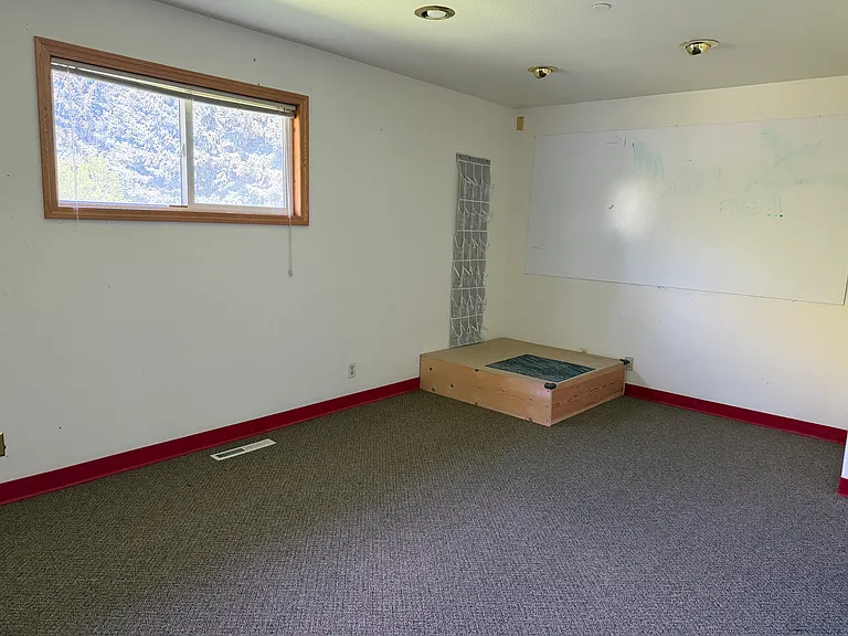 1322 Whitefish Stage — Photo 8