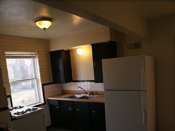 5th image of 3827-3829 Kingsland Ct