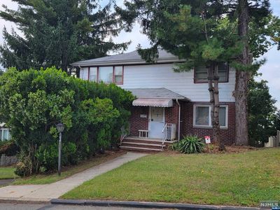 519 4th St, Palisades Park, NJ, 07650