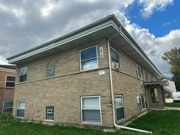 1910 S 16th Ave, Broadview, IL 60155