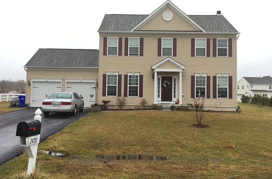 1st image of 24785 Shoreline Dr