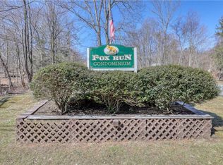 434 Fox Run Ln, Carmel, NY 10512