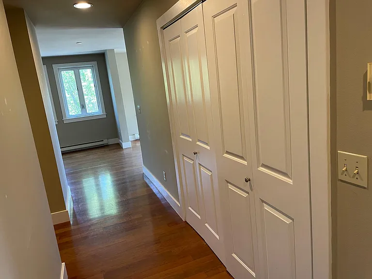 271 Madison Ave S #301 — Photo 10