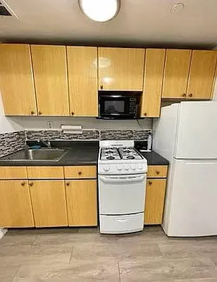 Rented by Charie Properties LLC | media 21