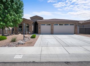 2028 Robert Mitchum Dr, Kingman, AZ 86409