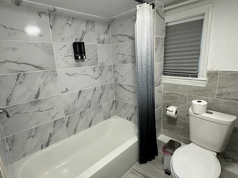124 N Portland Ave #1 — Photo 15