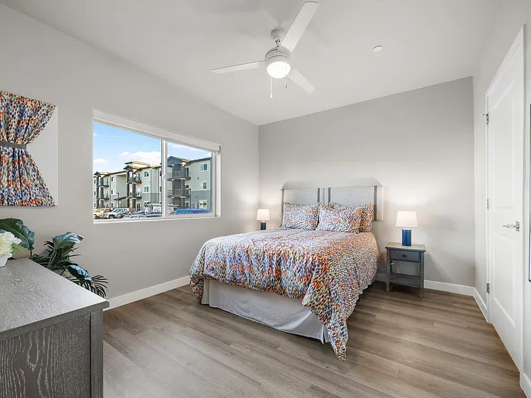 Granite Mountain Apartments — Photo 26
