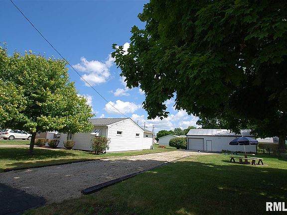 2nd image of 3724 S Chalmers Ave