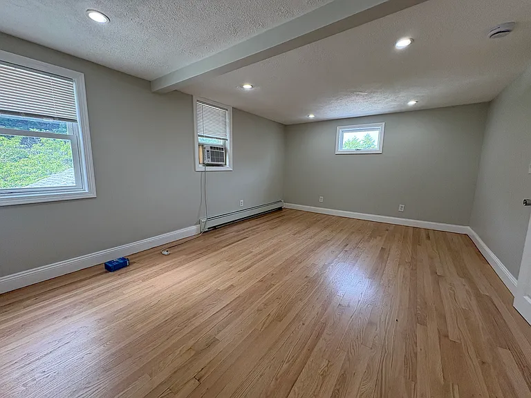 1318 Salem St — Photo 19