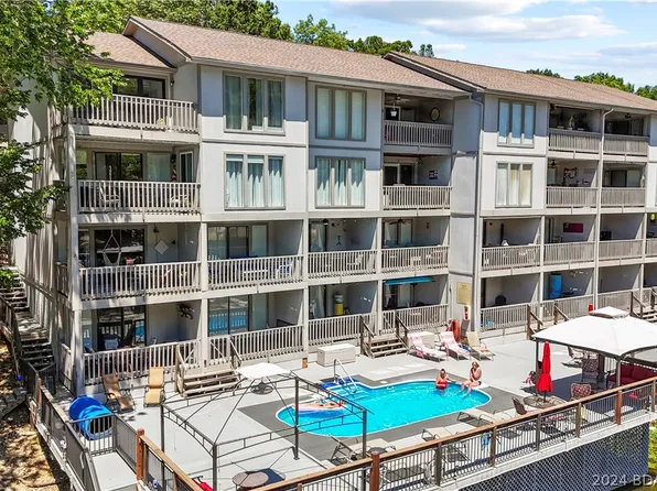 1130 Rachel Rd #112, Osage Beach, MO 65065