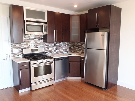 2nd image of 2532 30th Dr APT 7c