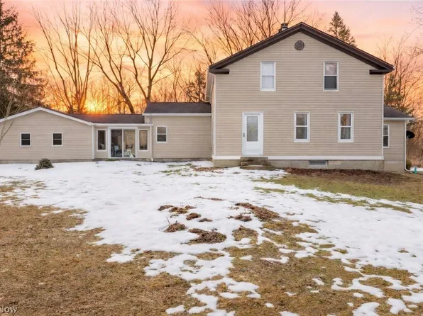 11146 Girdled Rd, Concord Township, OH 44077