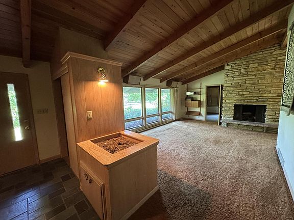 5th image of 10117 N Greenview DRIVE