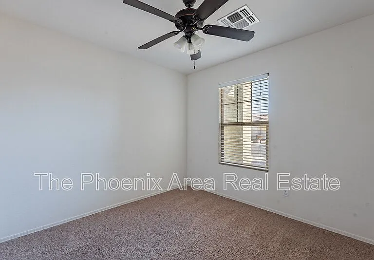244 N Wesley — Photo 26