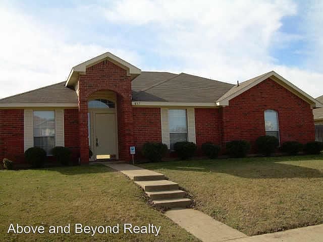 1st image of 437 Kimmel Dr