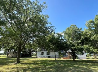 921 County Road 4728, Cumby, TX 75433