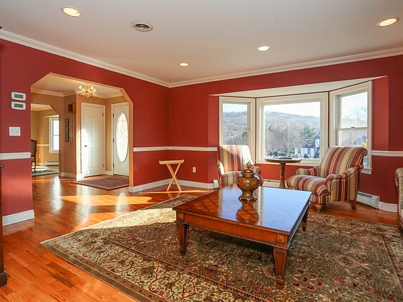 5th image of 6 Hobbs Ct