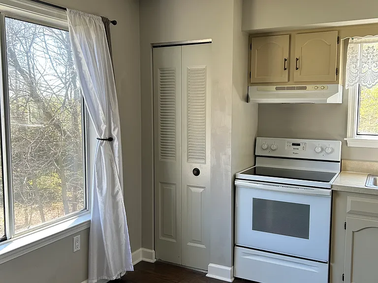 113B Kittery Ct #B — Photo 9