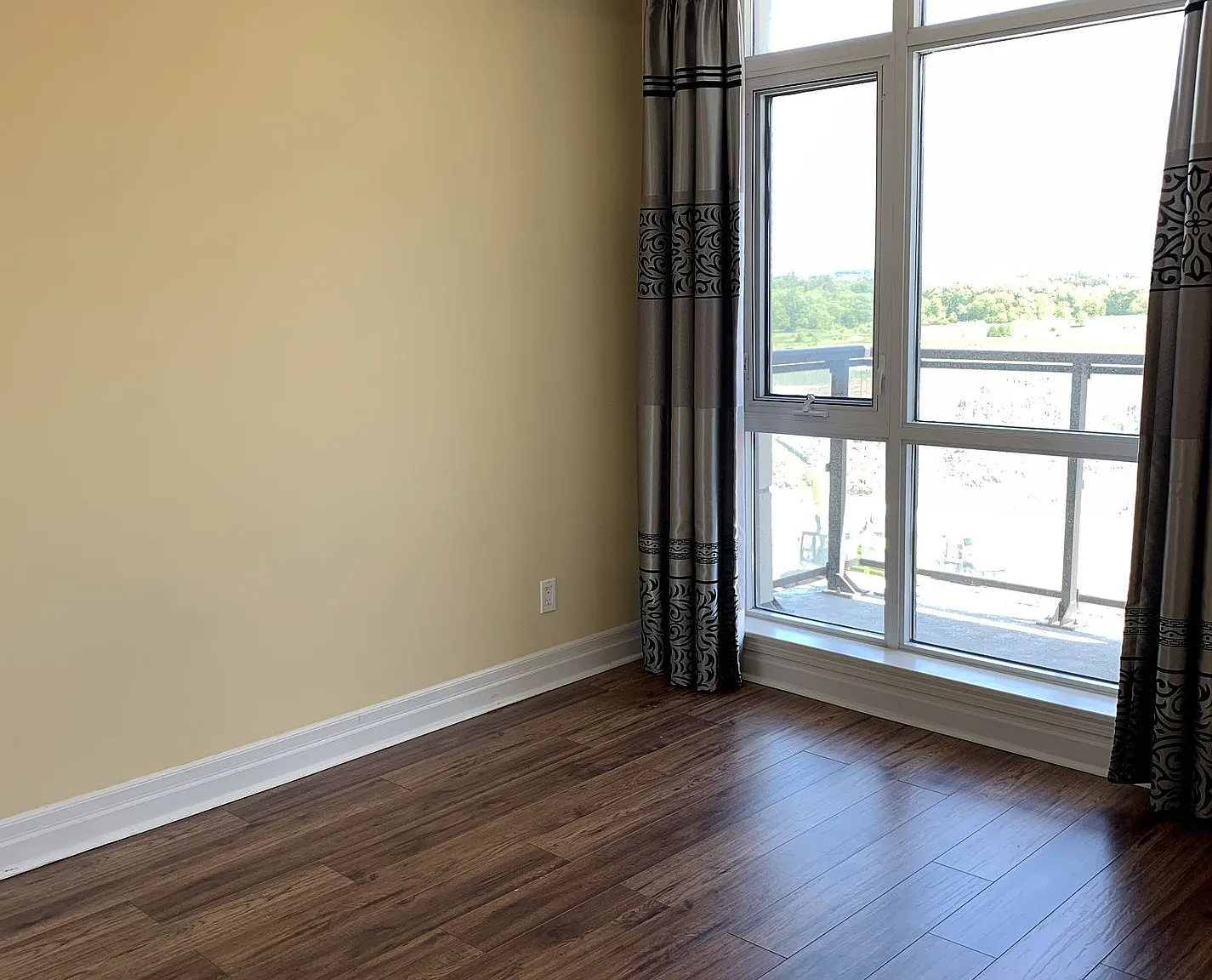 2 bed, $2,350 — Photo 3