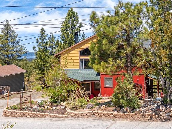 2nd image of 43578 Yosemite Dr