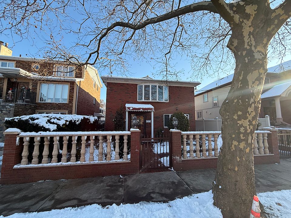 1st image of 149 Logan Ave #1