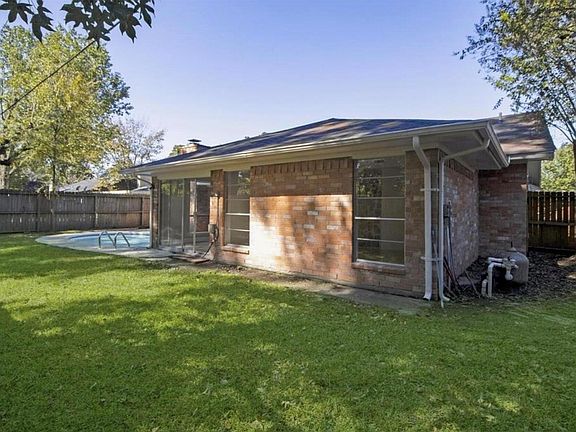 2nd image of 3022 Deer Valley Dr