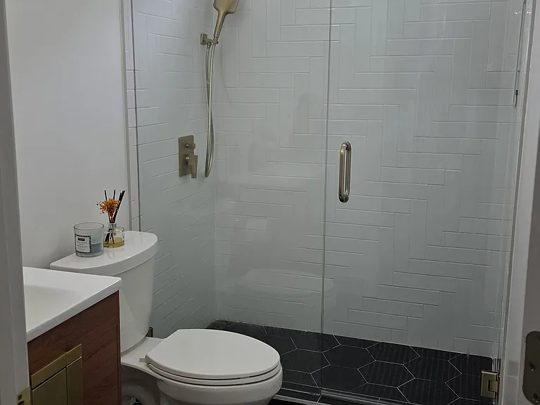 Laketrail Dr — Photo 17