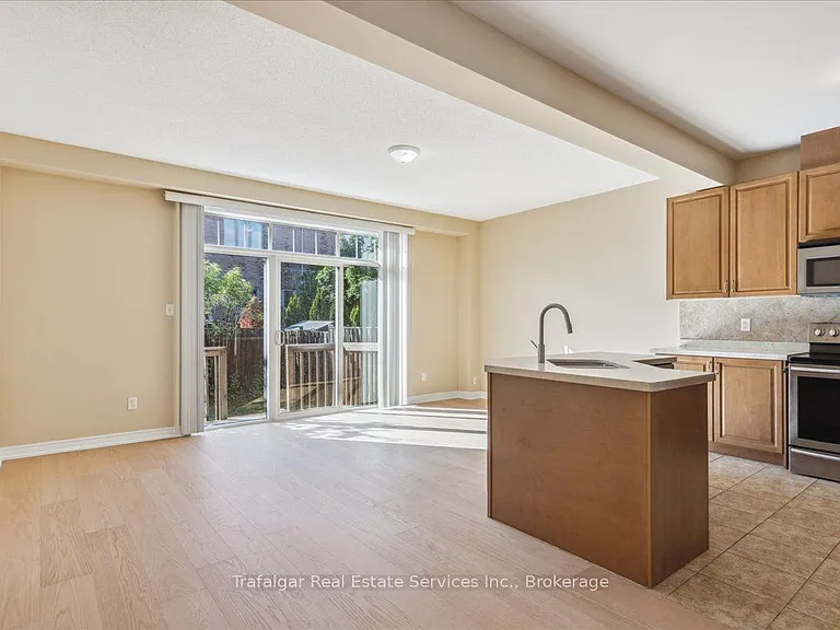 2089 Tovell Dr — Photo 6