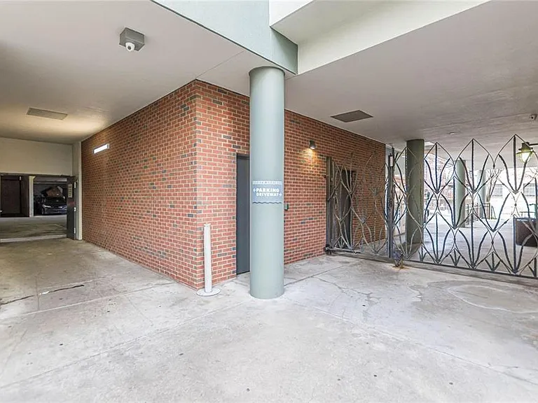 620 Glen Iris Dr NE #501 — Photo 15