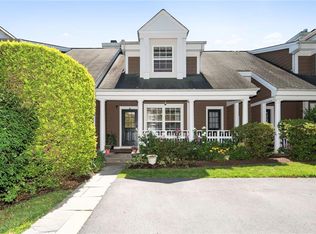 35 Deer Tree Ln, Briarcliff Manor, NY 10510