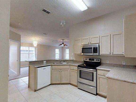 4th image of 2442 Portobella Pl
