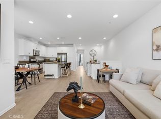 406 El Paseo, Lake Forest, CA 92610