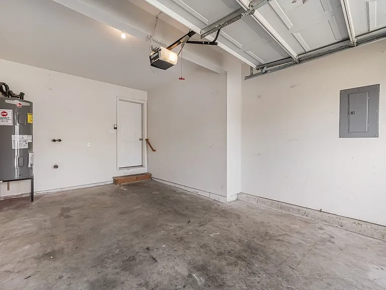 1620 E Coeur D Alene Ave — Photo 16