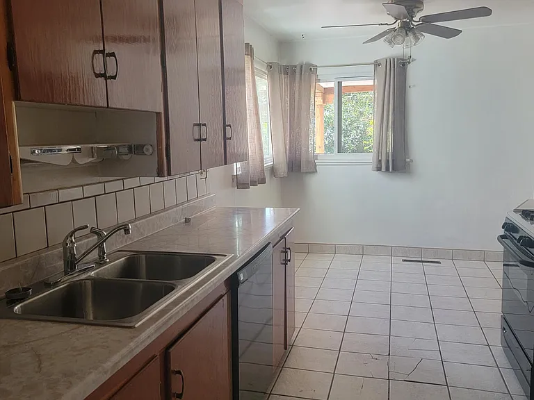 Eat in kitchen