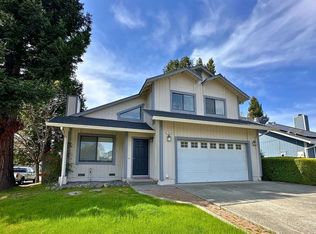 7493 Mercedes Way, Rohnert Park, CA 94928