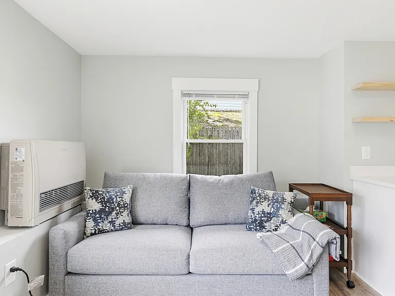 17 Tunis Ave #1 — Photo 4
