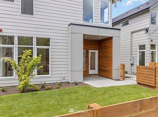 10217 40th Ave SW #A, Seattle, WA 98146