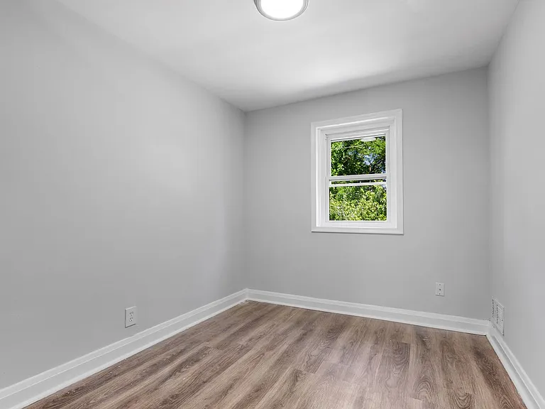 3912 Mortimer Ave — Photo 21