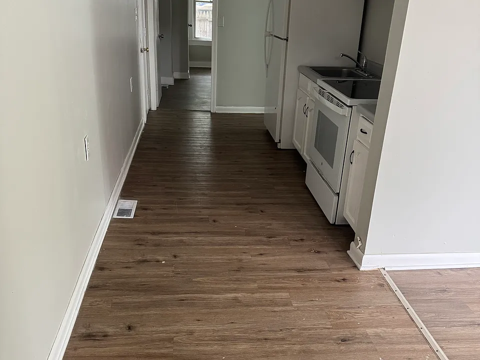hallway-kitchen