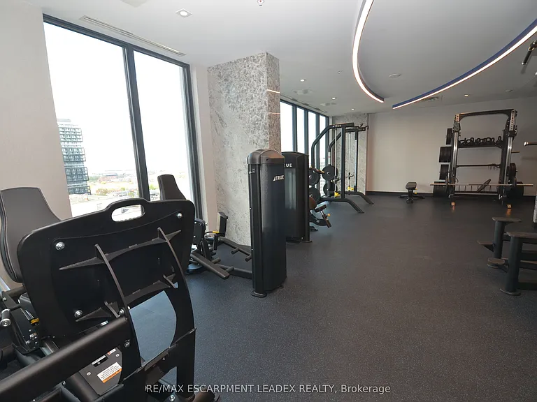 75 James St N #1808 — Photo 7