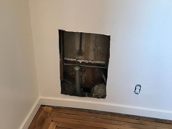 2nd image of 4050 Locust Hill Ave #2C