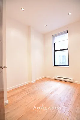 Rented by Bohemia Realty Group | media 18