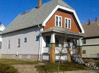 2524 W Garfield Ave, Milwaukee, WI 53205