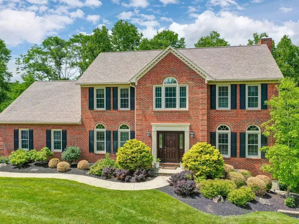 5020 Seabrook Dr, Cincinnati, OH 45244